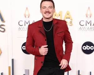 Morgan Wallen Asks Followers To not Stream ‘Horrible’ Decade-Outdated Songs Launched Towards His Needs