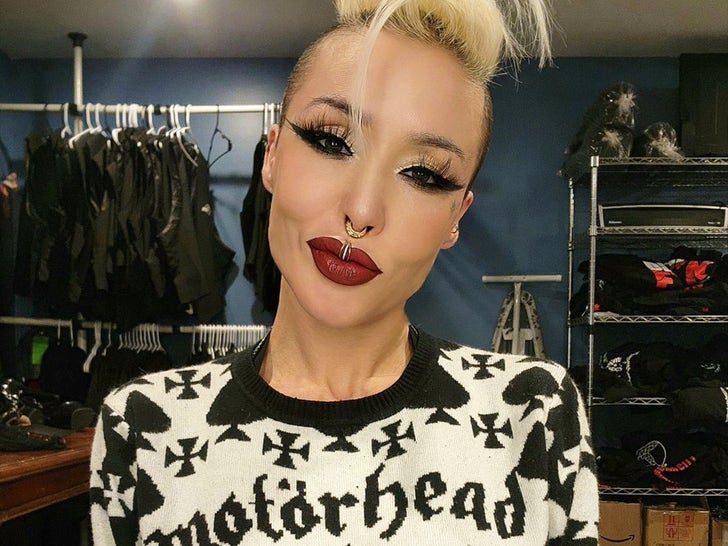 Playboy, Maxim Mannequin Masuimi Max Useless at 45