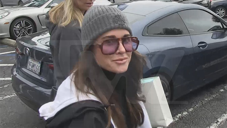 Kyle Richards Able to Speak Morgan Wade, Mauricio Separation On ‘RHOBH’ Reunion