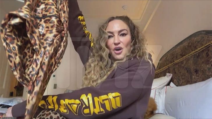 ‘Sopranos’ Star Drea De Matteo Having Enjoyable Inspiring ‘Mob Spouse Aesthetic’