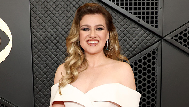 Kelly Clarkson Dazzles in Gorgeous White Gown & Brings Her Son as Her Date to the Grammys