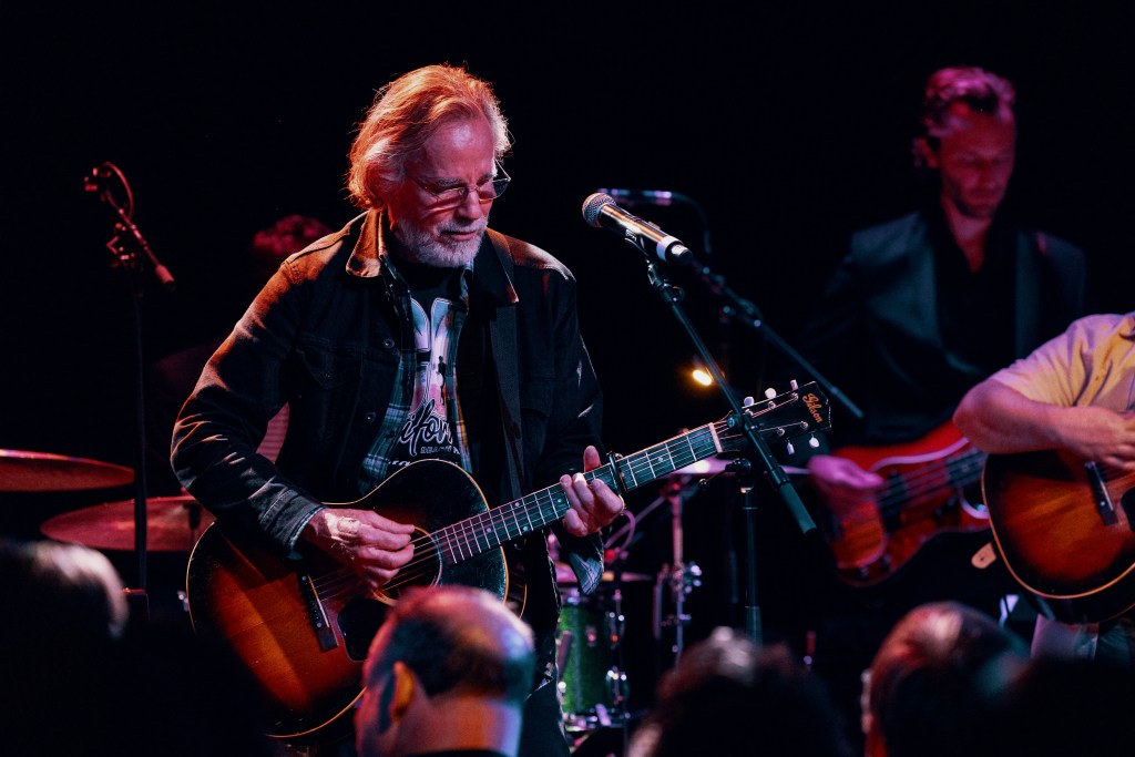 Americanafest Salute to Paul Simon Soars With Jason Isbell and Others