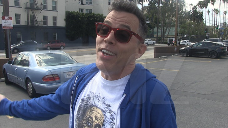 Steve-O Defends Jimmy Kimmel’s Joke About Robert Downey Jr’s Habit Points