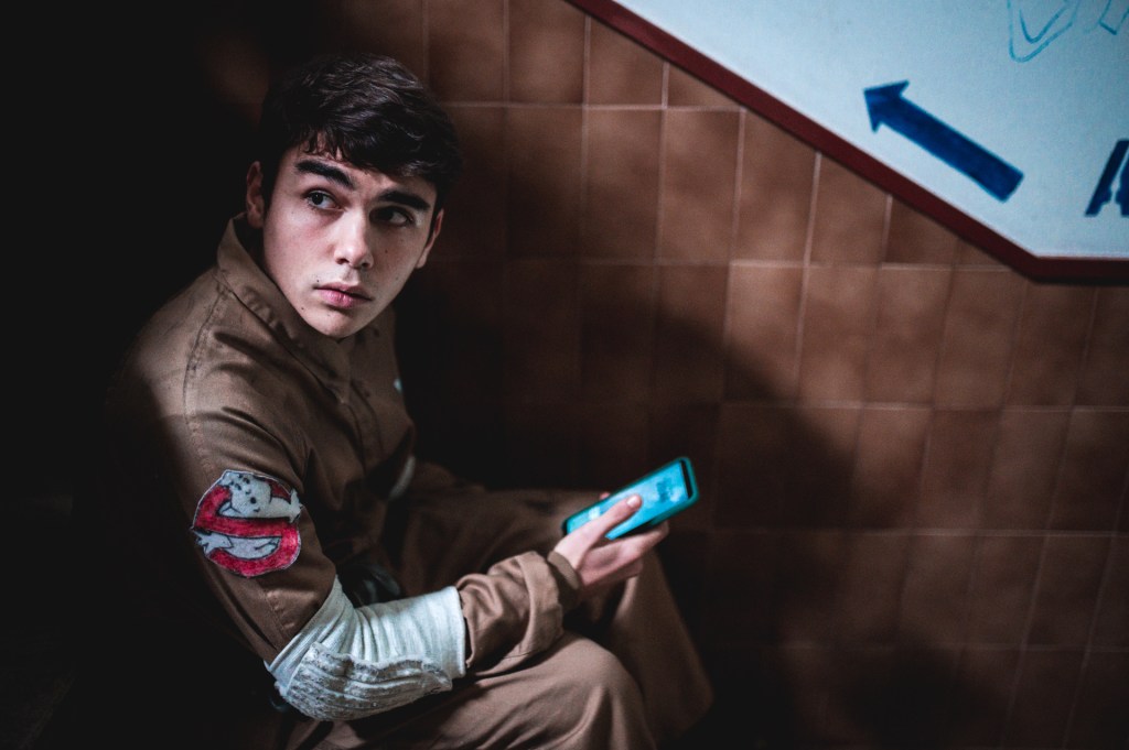 ‘As Neves’ Director Sonia Mendez on At this time’s Youth, Music of Andy Bell