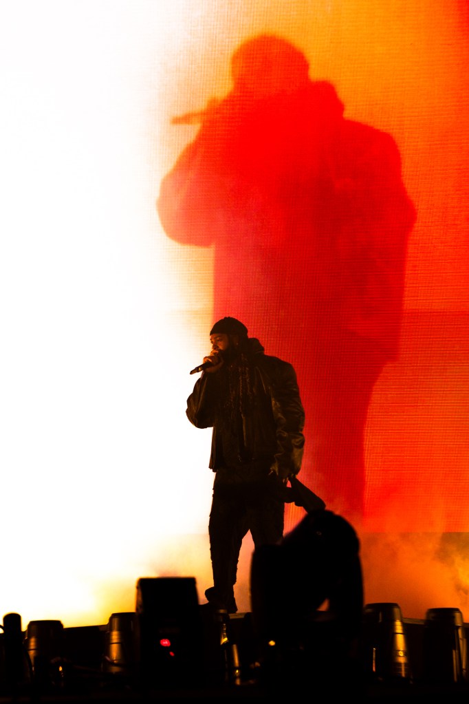 Nicki Minaj Powers Via Hits-Crammed Set