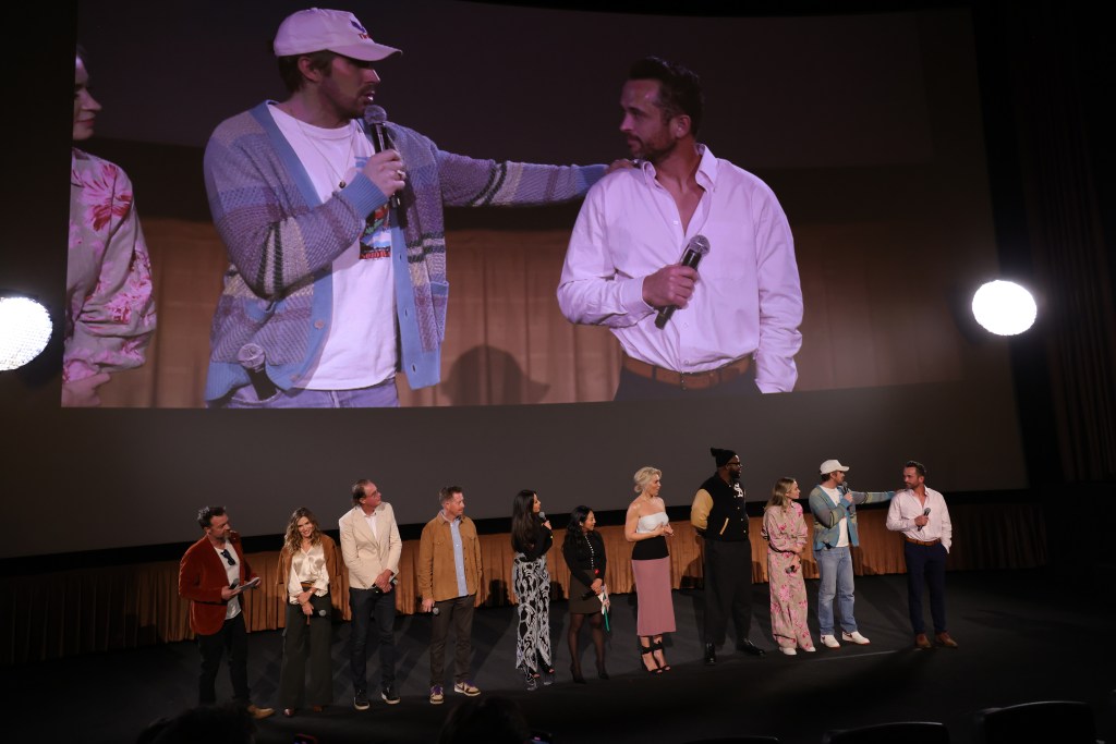 Ryan Gosling Presents ‘The Fall Man’ Stunt Double With Guinness World File