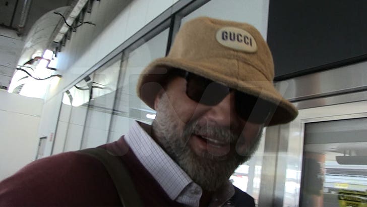 Dave Bautista Praises Ben & Jen for Selecting Up Their Trash at ‘Dune 2’