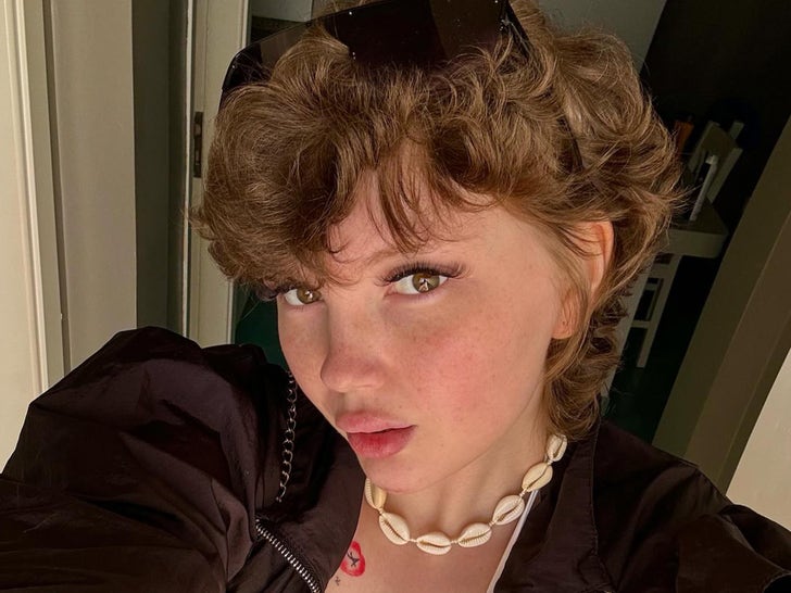 TikTok Star Leah Smith Lifeless at 22 After Bone Most cancers Battle