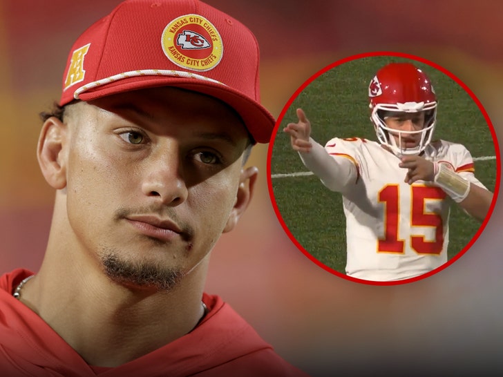 Patrick Mahomes Fined for Pretending to Shoot Gun After Landing Towards Payments