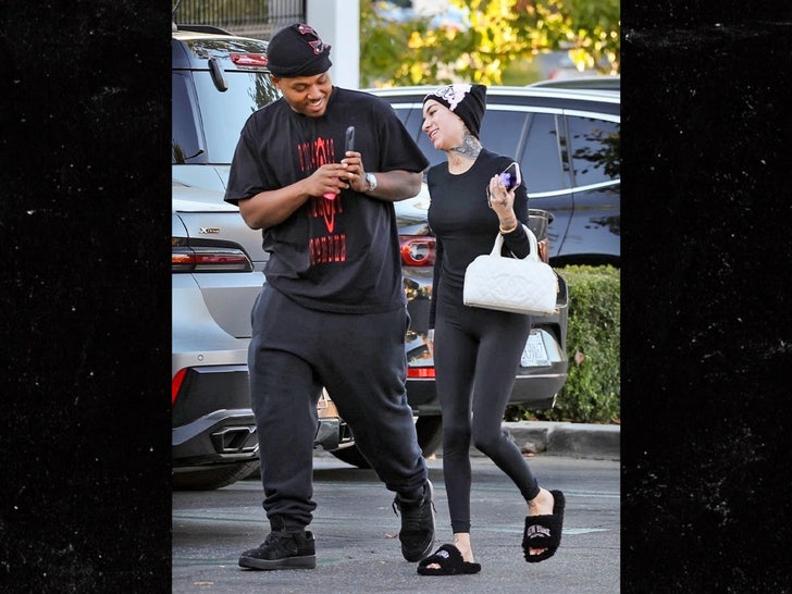 Danielle Bregoli Steps Out with Boyfriend Le Vaughn After Most cancers Prognosis Information