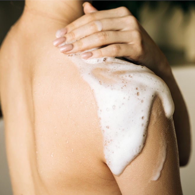 Psst! This Cult-Favorite Philosophy 4-in-1 Shower Gel is 50% Off RN