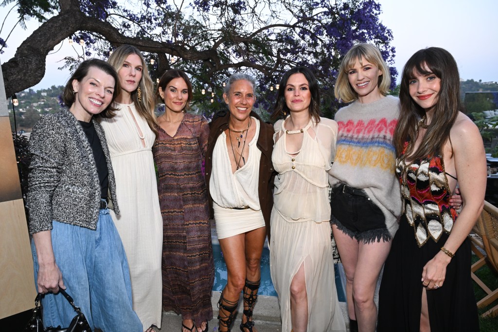 Angelina Jolie, Brad Pitt’s Daughter Shiloh Choreographs Dance at Style Dinner