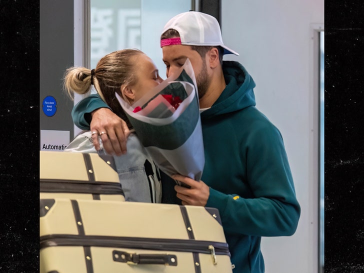 JoJo Siwa Embraces Chris Hughes at Airport After Break up From Associate Kath Ebbs