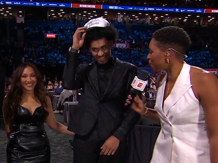 Dylan Harper’s Mother Steals Present At NBA Draft, Viewers Shocked