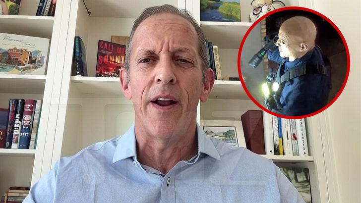 Retired FBI Agent Says Cop Impersonators Ratchet Up Public Mistrust of Police