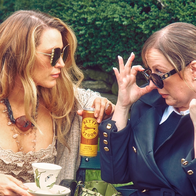 Blake Lively Reunites With Gossip Girl Costar Zuzanna Szadkowski