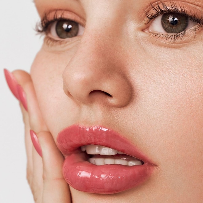 Meet Guava Girl Summer: The Viral Beauty Trend Taking Over Your Feed