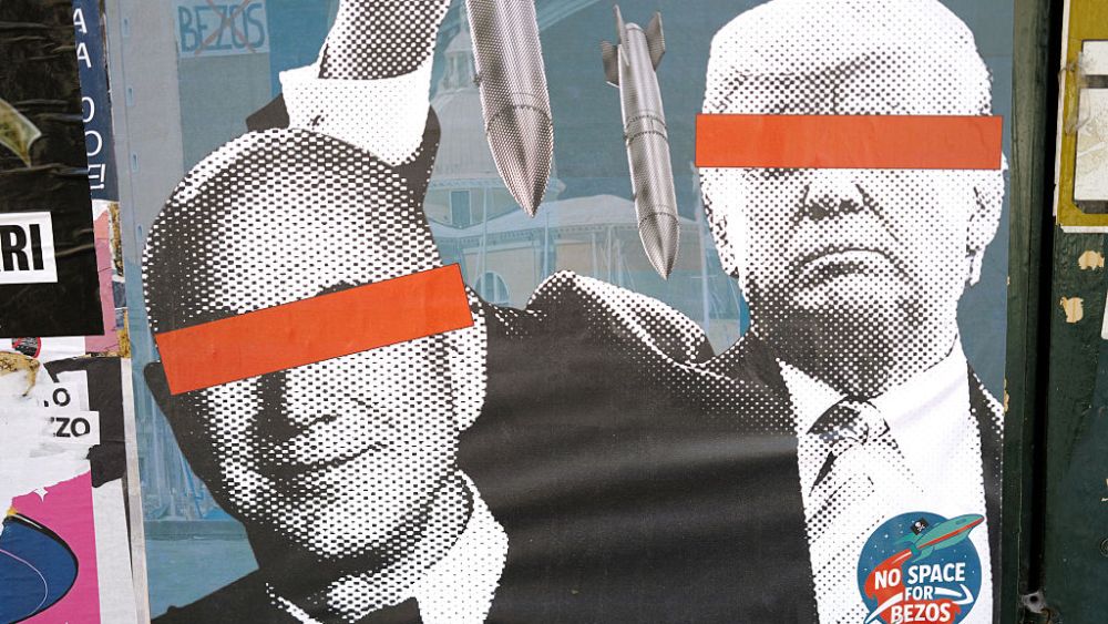 Italy Performs Up ‘No House for Bezos’ Versus ‘Welcome, Mr. Amazon!’