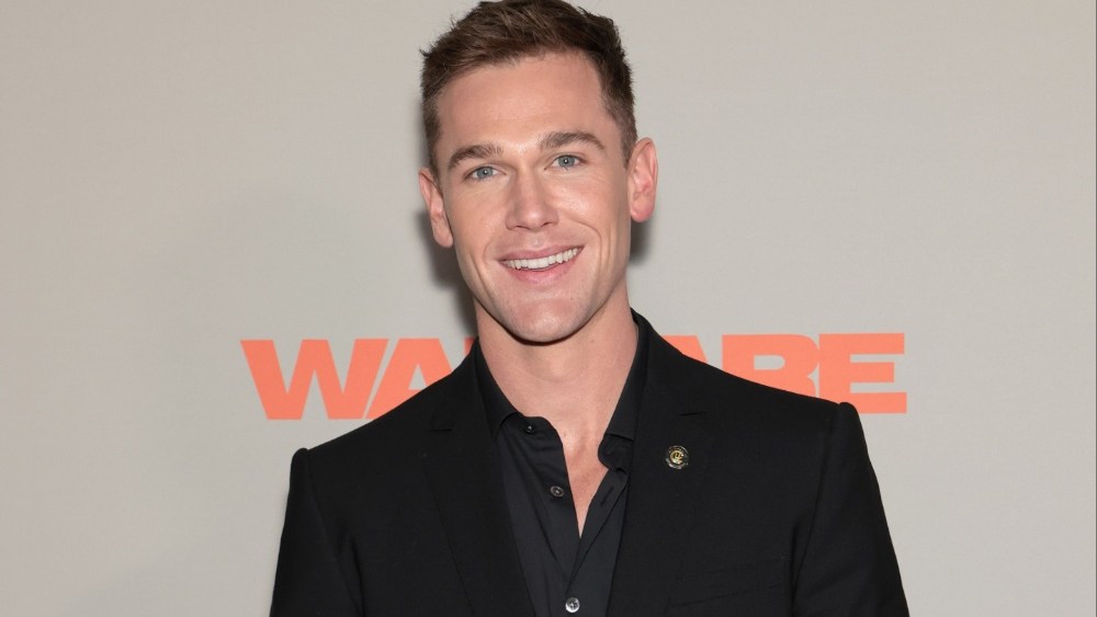 Taylor John Smith Talks Getting ready for ‘Warfare’