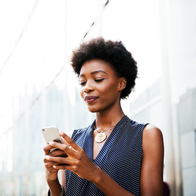 Score a $100 Microdermabrasion Device for Only $25 & More Flash Deals