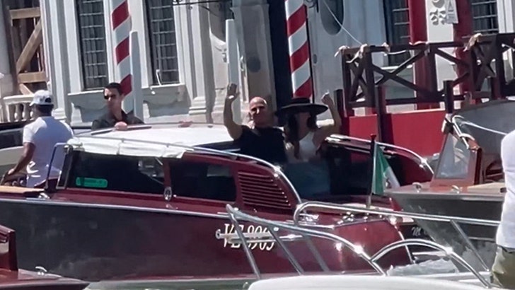 Jeff Bezos and Lauren Sanchez Depart Venice After A-Checklist Wedding ceremony Celebration