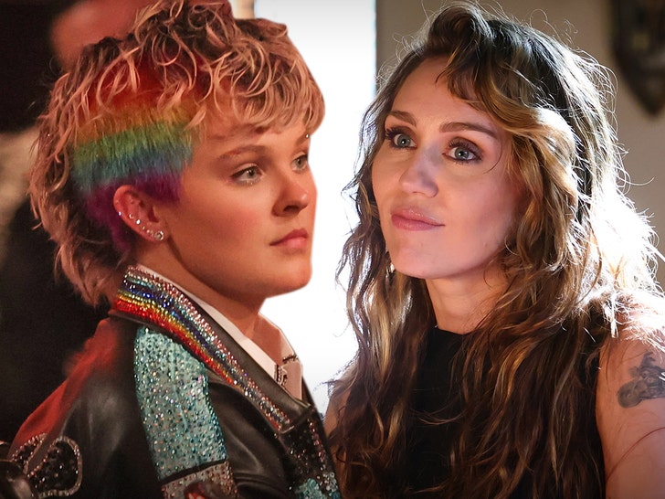 JoJo Siwa Claps Again at Miley Cyrus Over ‘Closet’ Joke About Her Sexuality