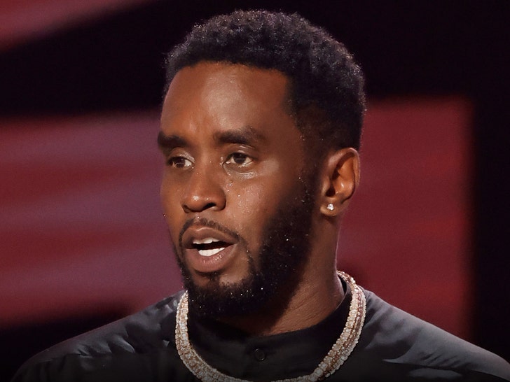 Diddy Asks Decide For Mistrial If Juror is Dismissed, Accuses Prosecution of Racial Bias