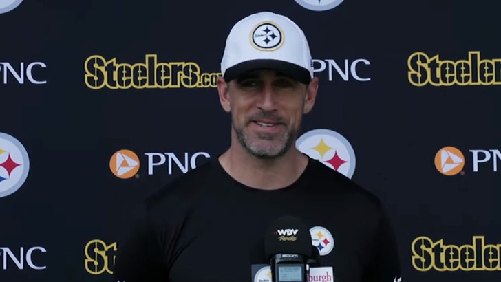 Aaron Rodgers Says He is Married