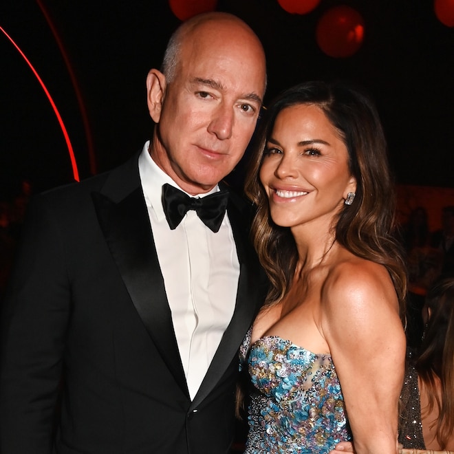 See Jeff Bezos’s Fiancée Lauren Sánchez’s Snatched Wedding Party Look