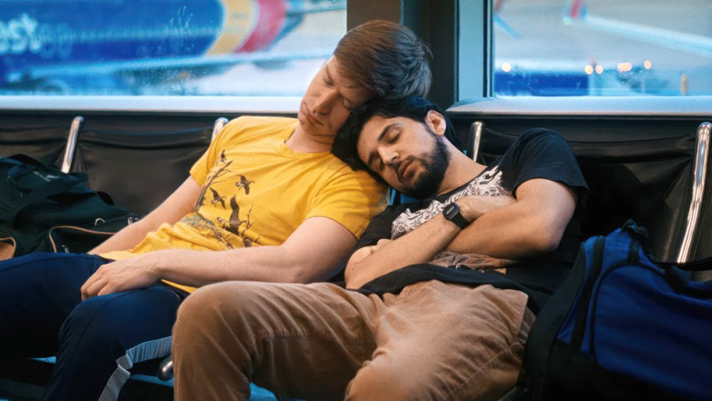 Sofa Browsing Goes Loopy in Cringe Comedy