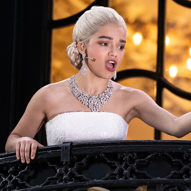 Rachel Zegler Leaves Evita Performance Mid-Show