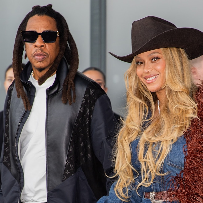 Beyoncé & Jay-Z Share Rare PDA During Cowboy Carter Tour