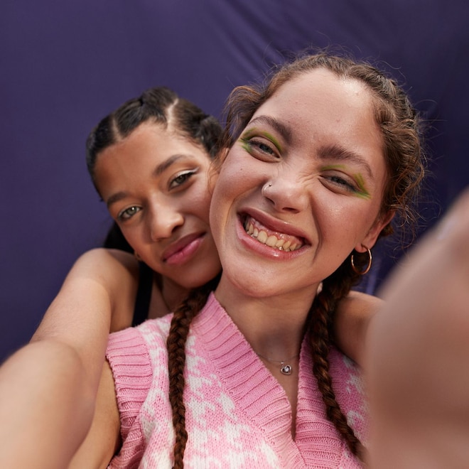 It’s National Girlfriends Day: These Gifts Will Make Her Feel Special