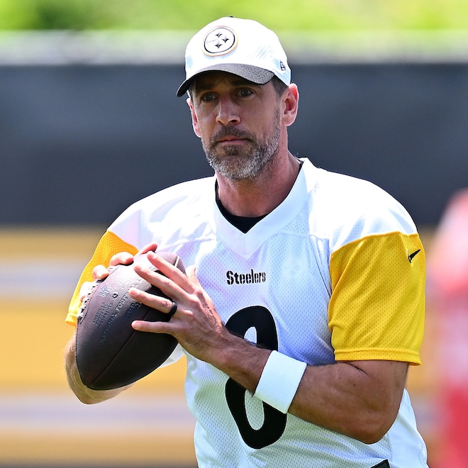 How Aaron Rodgers’ Wife Influenced His Decision to Join the Steelers