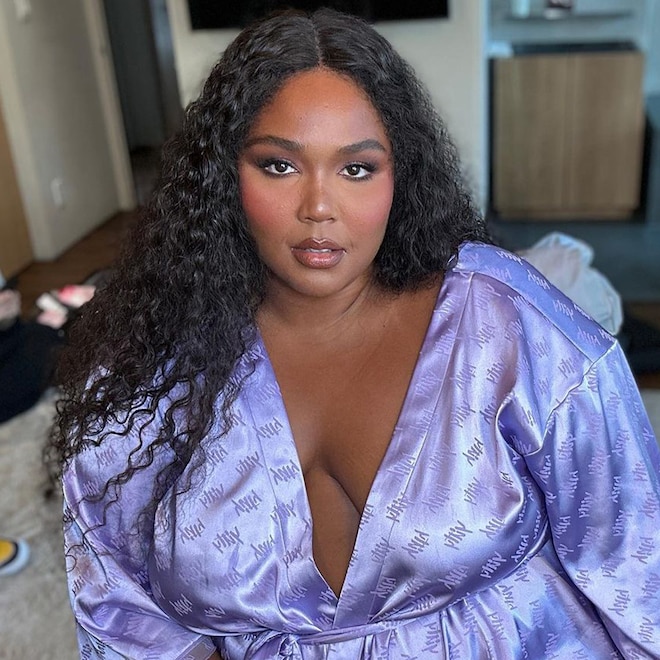 Lizzo Details “Beautiful Balance” of Weight Loss Journey