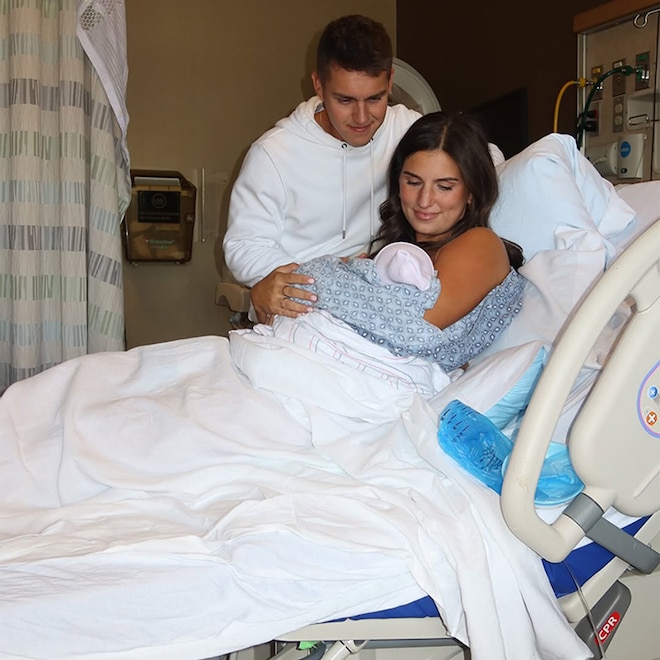 Bringing Up Bates’ Carlin Bates Welcomes Baby No. 3 With Husband