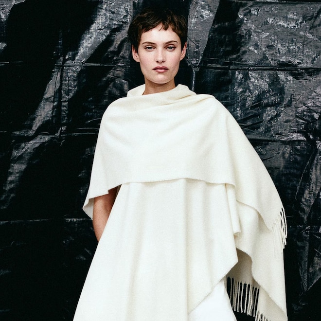 Ponchos Are Back, Babe: Layer Up in the Season’s Chicest Cozy Looks