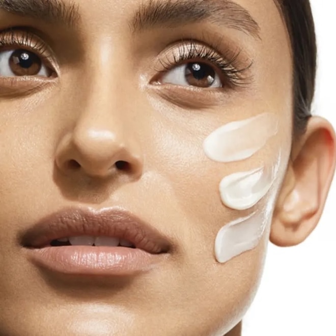OMG! Get $136 Worth of Murad Skin Care for Just $50 in This Flash Deal