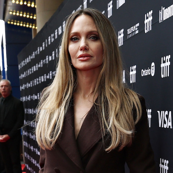 Angelina Jolie Recreates Leg-Baring Oscars Pose 13 Years Later