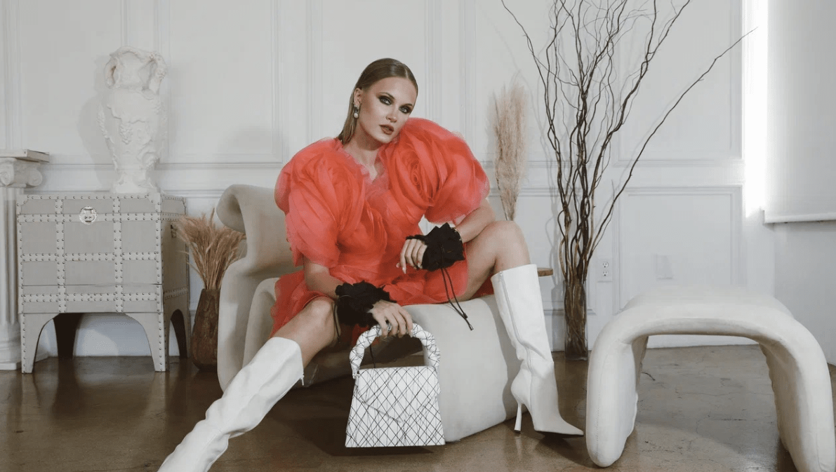 Polina Nioly’s Guide to Blogging Success