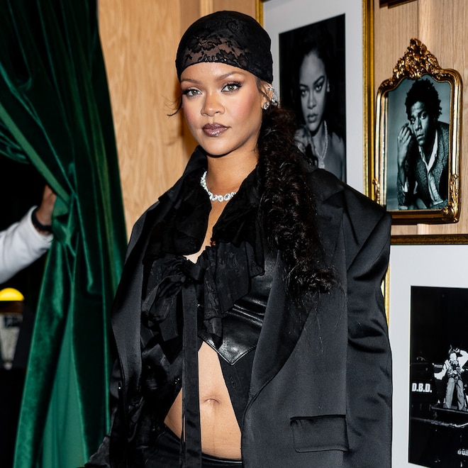 Rihanna’s $128,000 Jewelry in Baby Announcement