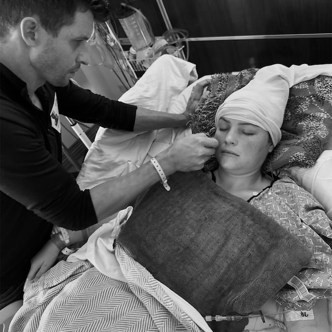 Erin Bates Breaks Down Reading Note From Daughter Amid Hospitalization