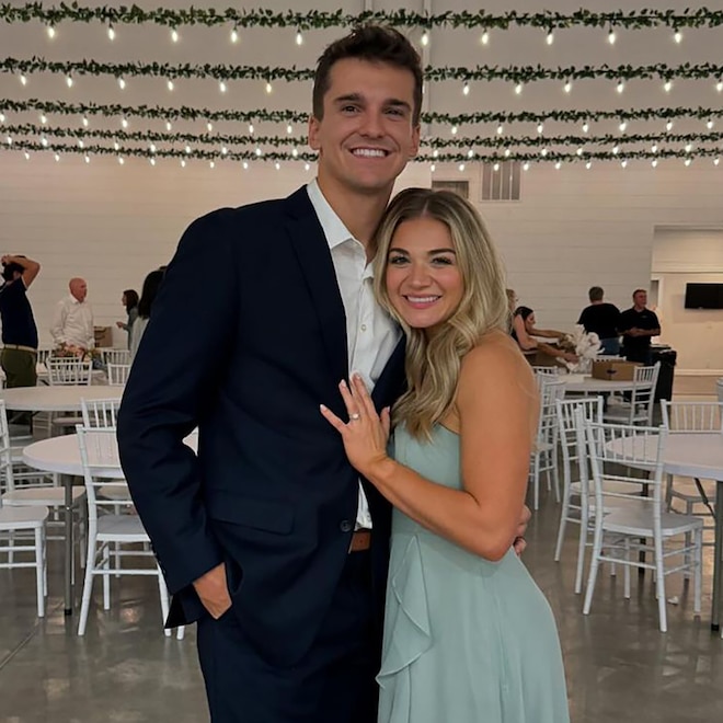 Abby Howard, Matt Howard Share Pregnancy Loss of Baby Girl at 17 Weeks