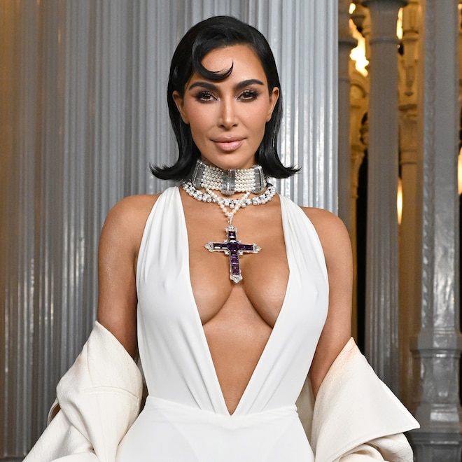 Kim Kardashian Says Someone Put a Hit on Her in Kardashians Trailer