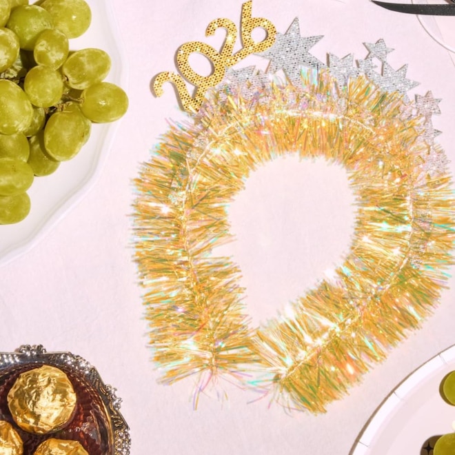 Last-Minute Sparkle: NYE Accessories That Still Arrive on Time