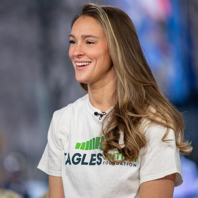 Kylie Kelce Jokes Her Daughters Are “Disgusting” After Eating Dog Food