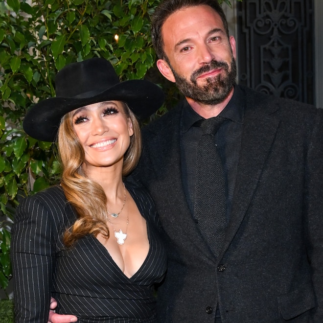Jennifer Lopez, Ex Ben Affleck Reunite for Shopping Trip in California