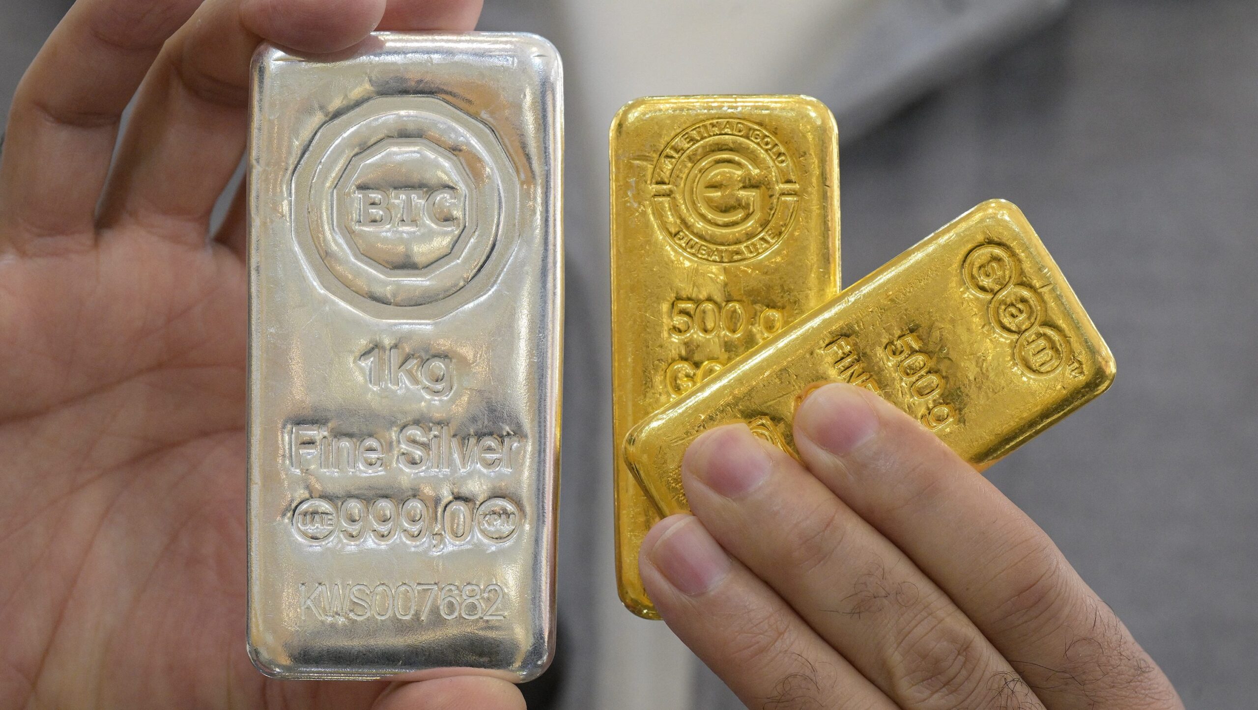 What Are Gold & Silver Prices Today? January 2026 Update