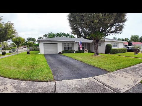 1101 SW 102 Ct, Miami, FL 33174
