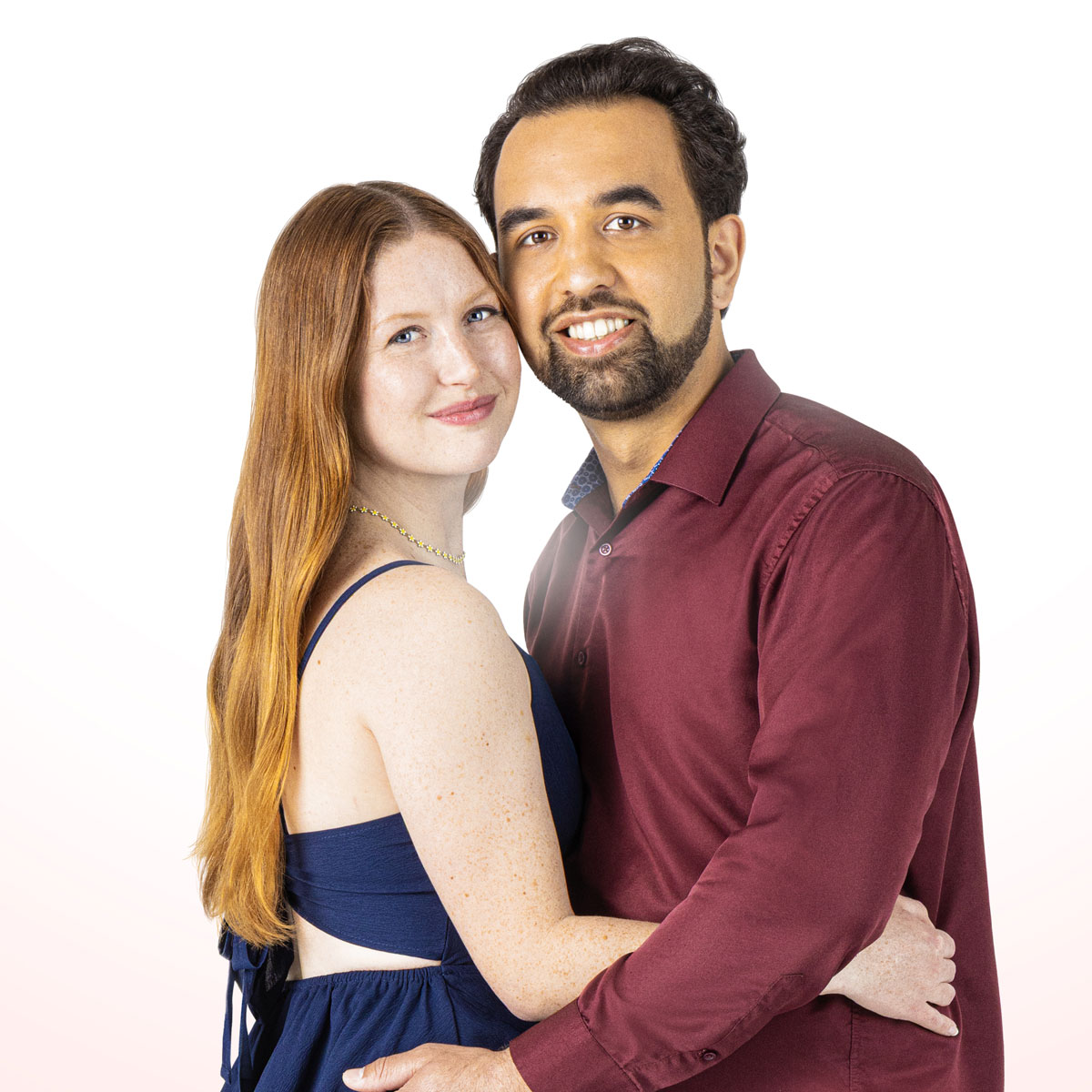 Meet 90 Day Fiancé’s New Pairs—Including Girl With a Wandering Tongue